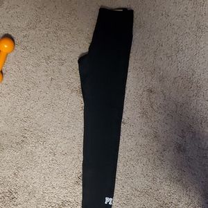 PINK Victoria's Secret leggings